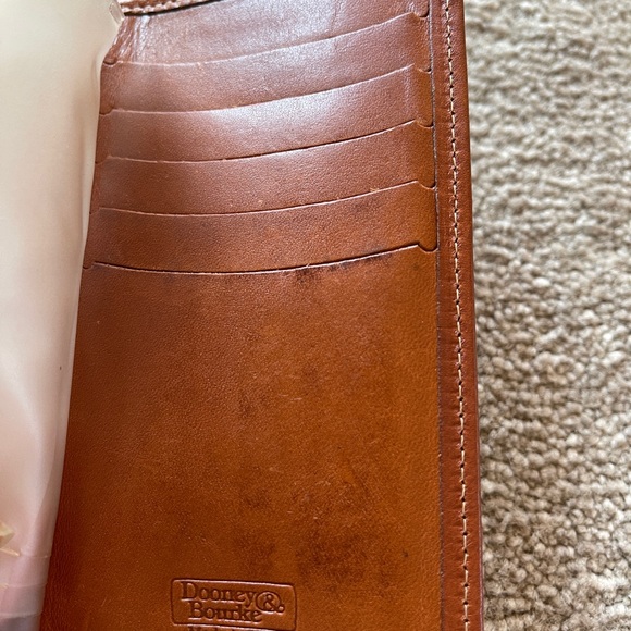 Authentic Genuine Dooney & Bourke Women’s Leather Wallet - Picture 3 of 12